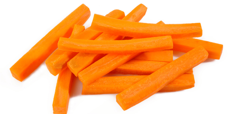 Sveža šargarepa bogata karotinom za pse