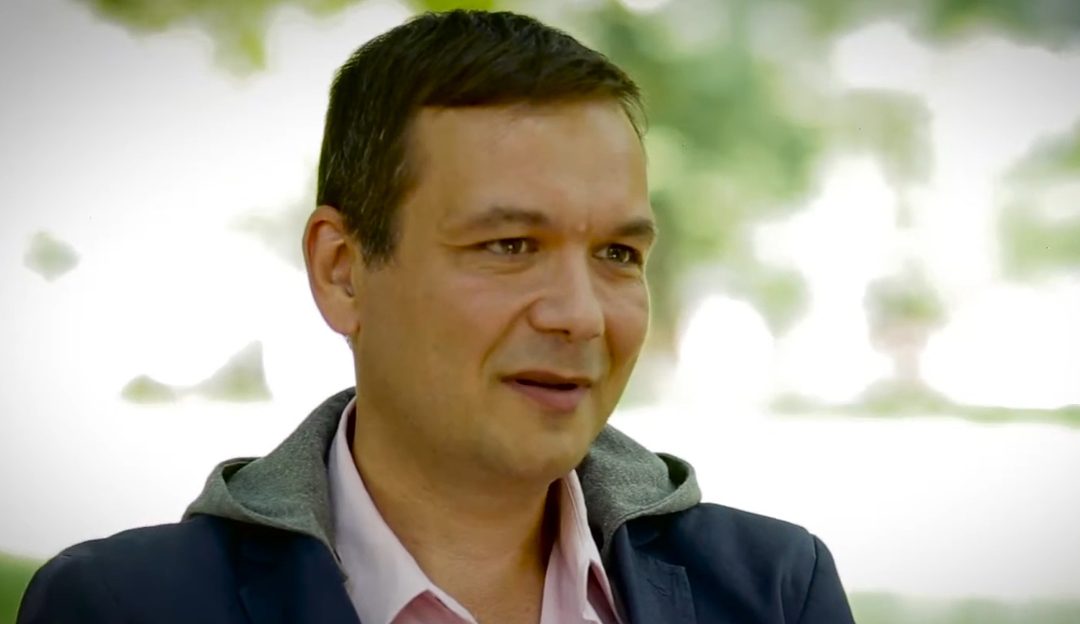 Sasha Riess Academy: Profesionalni život na putu ka duhovnoj slobodi
