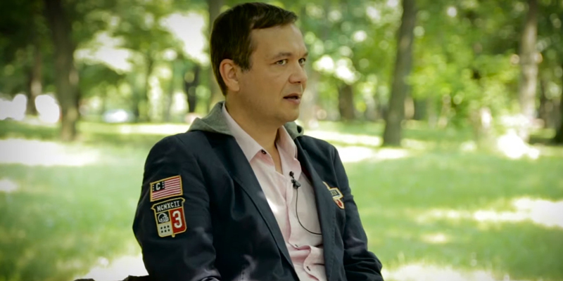 Saša Ris tokom intervjua govori o svom profesionalnom putu i razvoju Sasha Riess Academy.