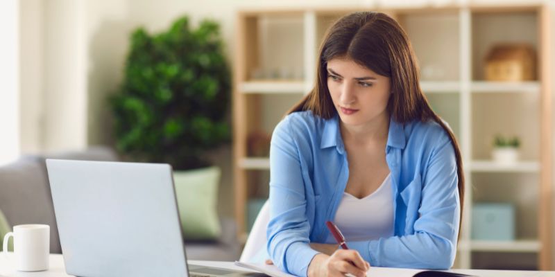 Online bio vebinar i praktični saveti za vlasnike pasa kroz lekcije o ishrani.